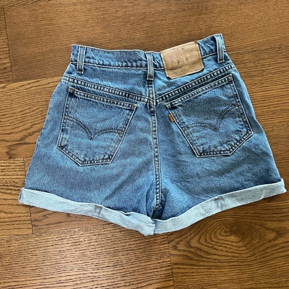 Vintage Levi’s 954 short vtg size 7 medium wash made in 11/1995 - Picture 2 of 5